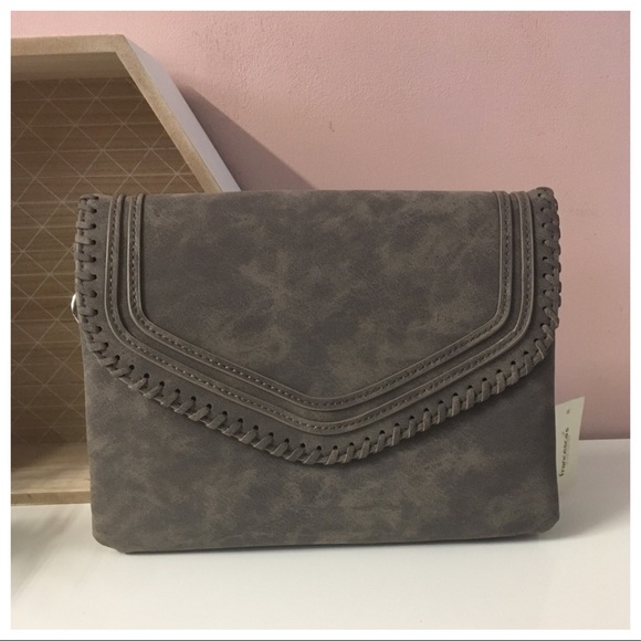 ‼️SOLD‼️Francesca’s Dark Gray Tassel Crossbody Bag - Picture 2 of 6